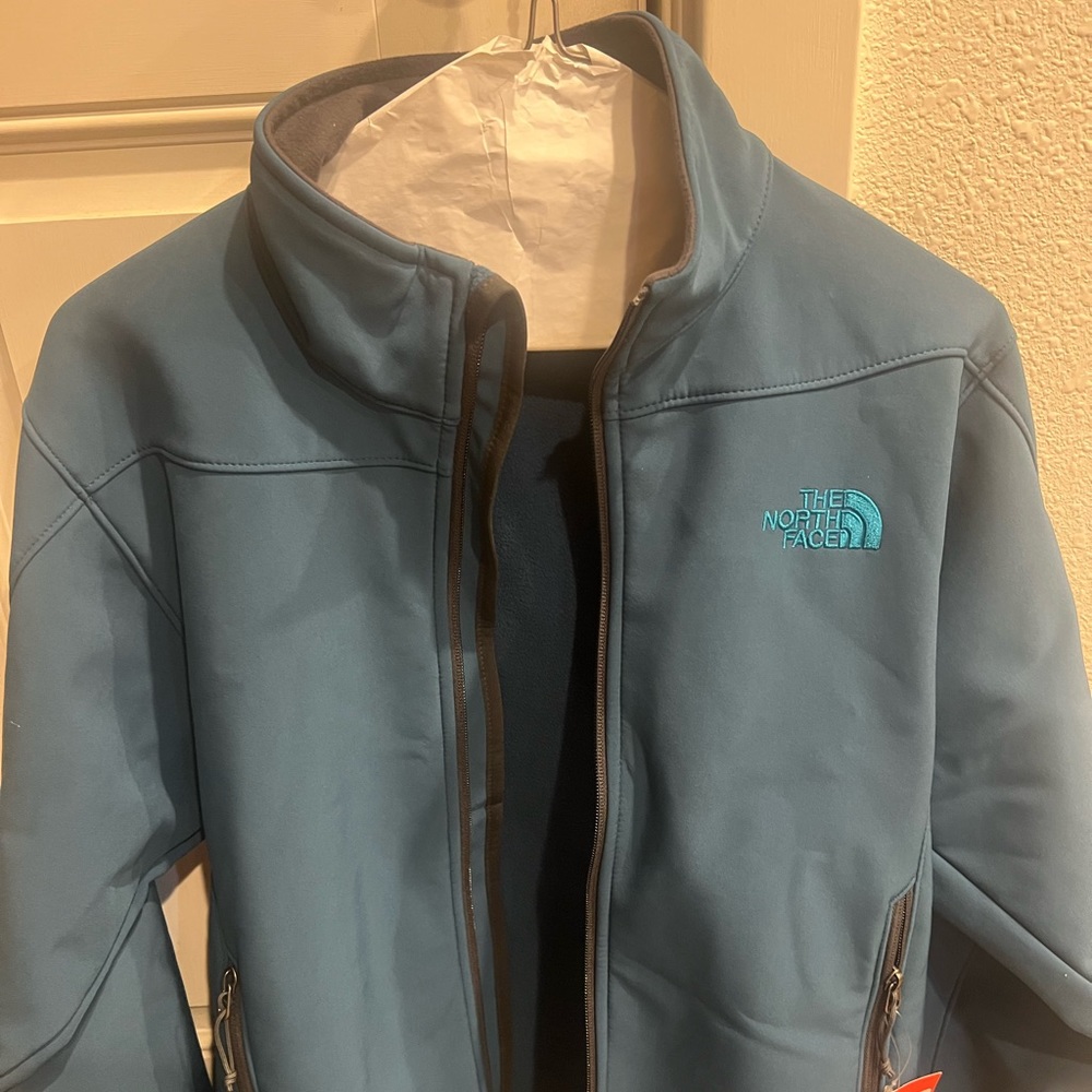 (NWT) Women’s The North Face Jacket